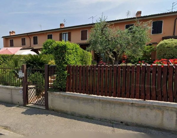 casa indipendente in vendita a Lazise