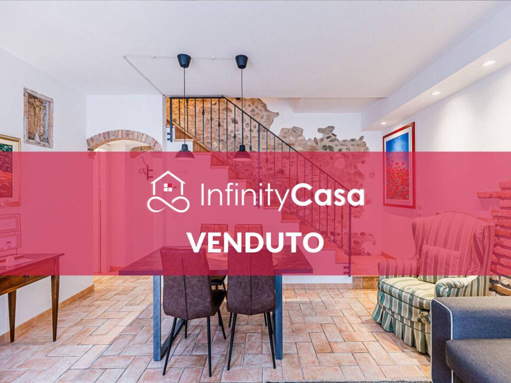 casa indipendente in vendita a Lazise in zona Colà