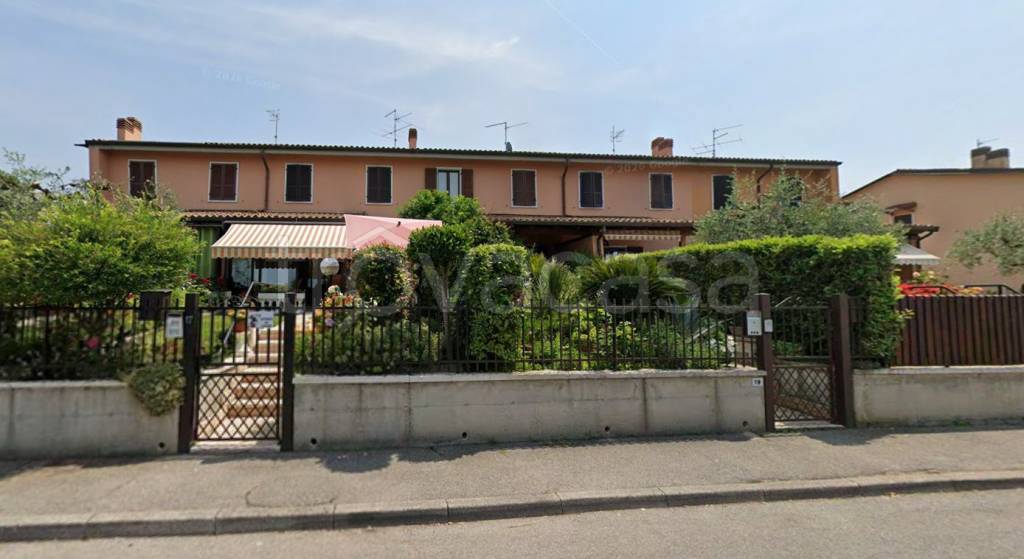 casa indipendente in vendita a Lazise