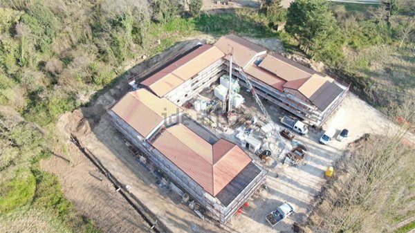 appartamento in vendita a Lazise in zona Colà