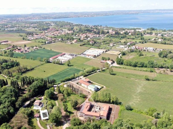 appartamento in vendita a Lazise in zona Colà
