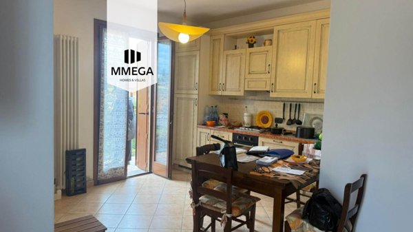 appartamento in vendita a Lazise in zona Colà