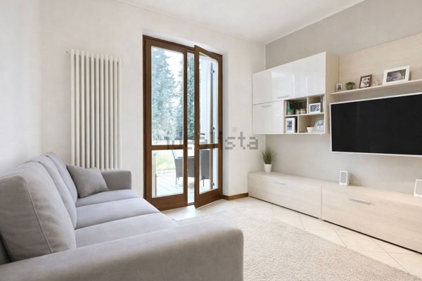 appartamento in vendita a Lazise in zona Colà