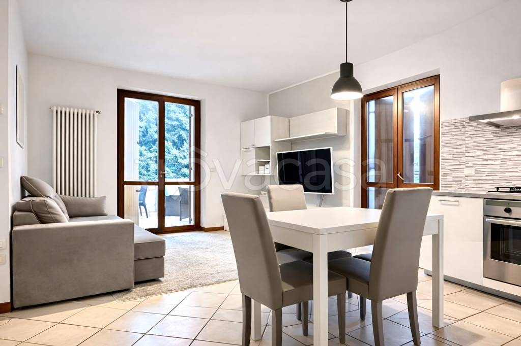 appartamento in vendita a Lazise in zona Colà