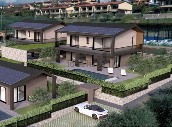 casa indipendente in vendita a Lazise