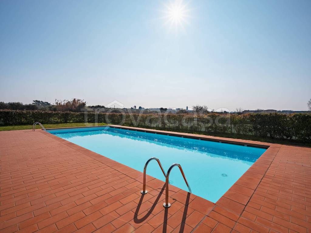 casa indipendente in vendita a Lazise