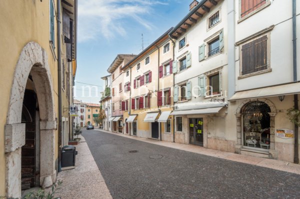 negozio in vendita a Lazise