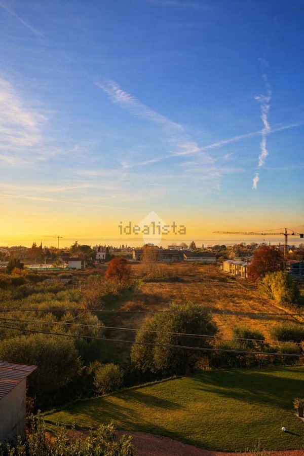 casale in vendita a Lazise