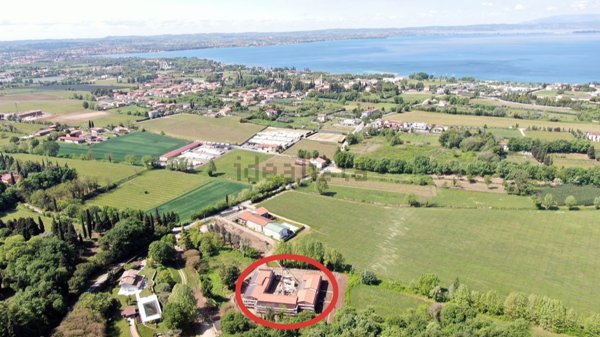 appartamento in vendita a Lazise in zona Colà