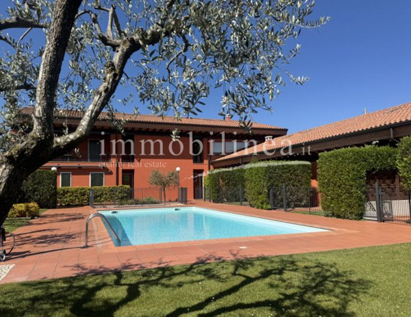 appartamento in vendita a Lazise in zona Colà