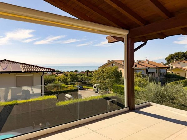 casa indipendente in vendita a Lazise