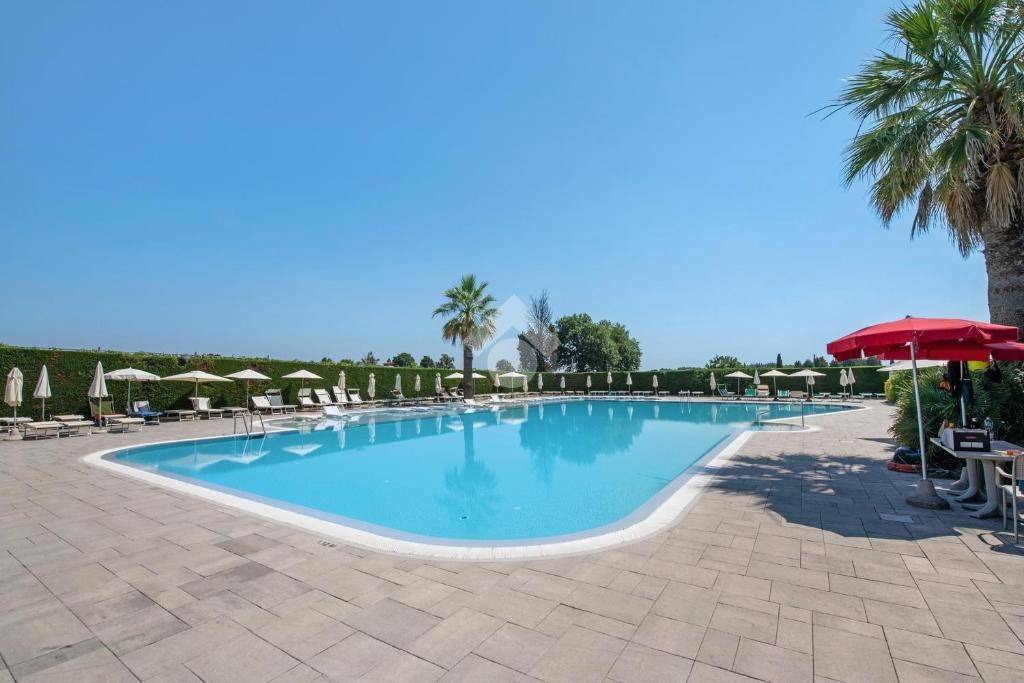 appartamento in vendita a Lazise in zona Colà