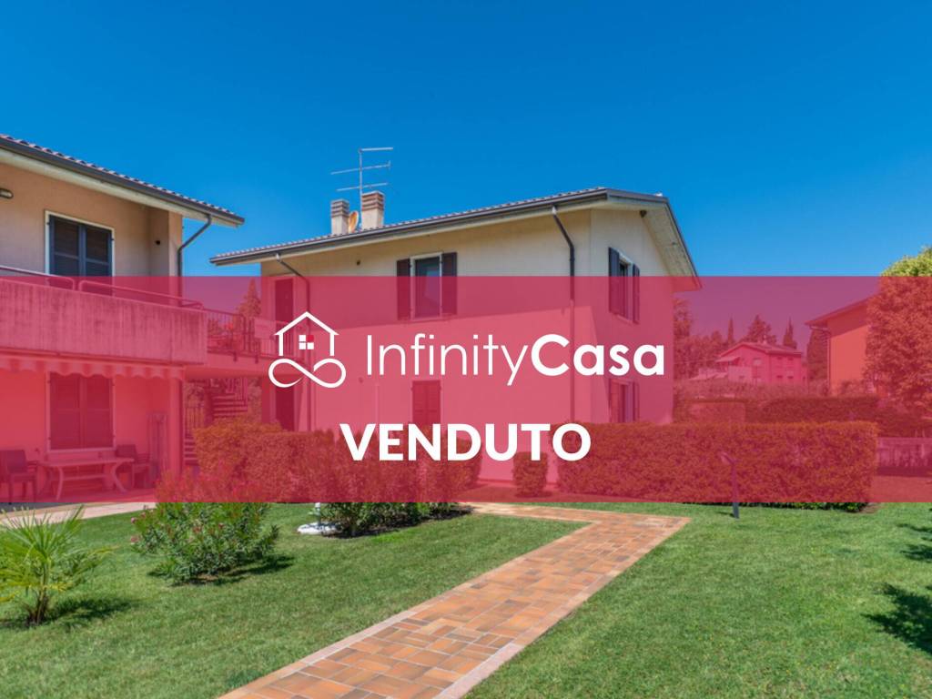 appartamento in vendita a Lazise in zona Colà