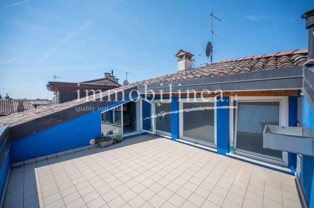 appartamento in vendita a Lazise in zona Pacengo