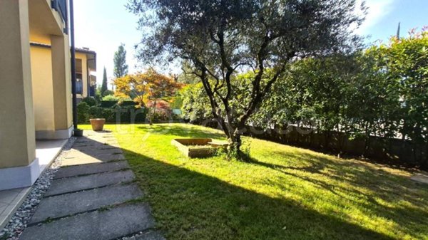appartamento in vendita a Lazise in zona Pacengo