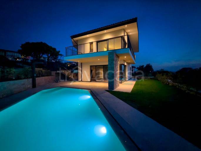 casa indipendente in vendita a Lazise