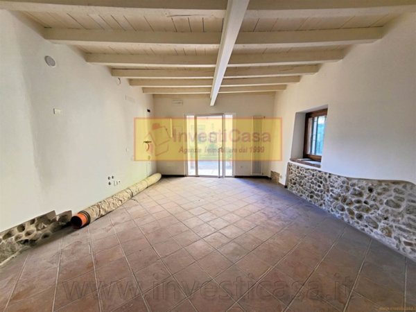 casa indipendente in vendita a Lazise