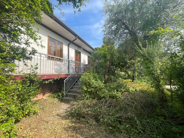 casa indipendente in vendita a Lazise
