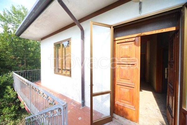 casa indipendente in vendita a Lazise