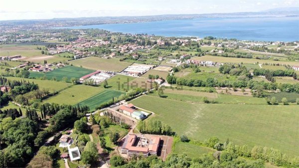 appartamento in vendita a Lazise in zona Colà