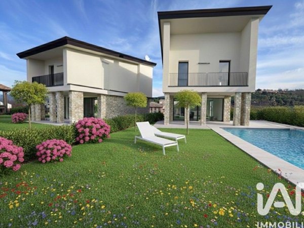 casa indipendente in vendita a Lazise