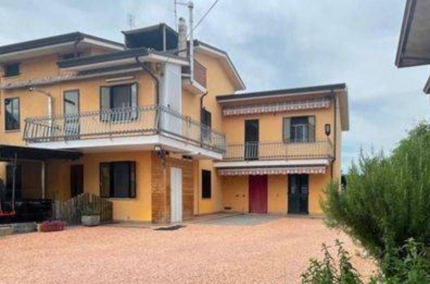 casa indipendente in vendita a Legnago in zona Canove