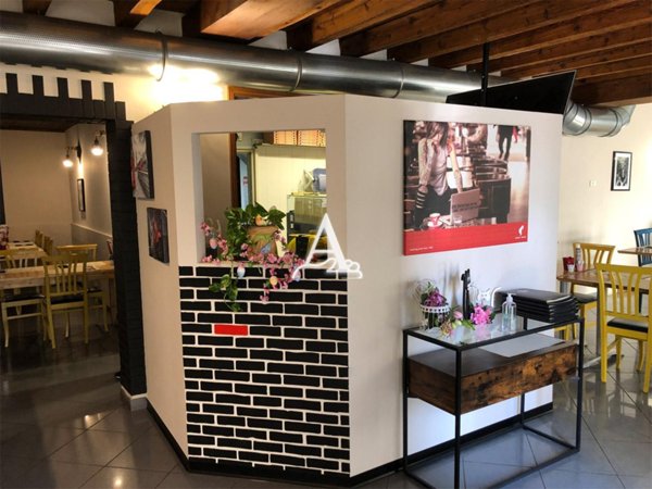 locale commerciale in vendita a Legnago