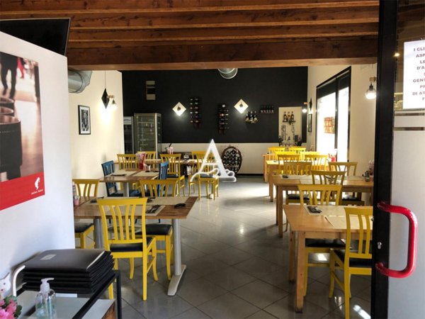 locale commerciale in vendita a Legnago