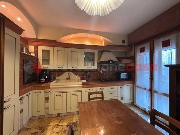 appartamento in vendita a Legnago in zona Porto