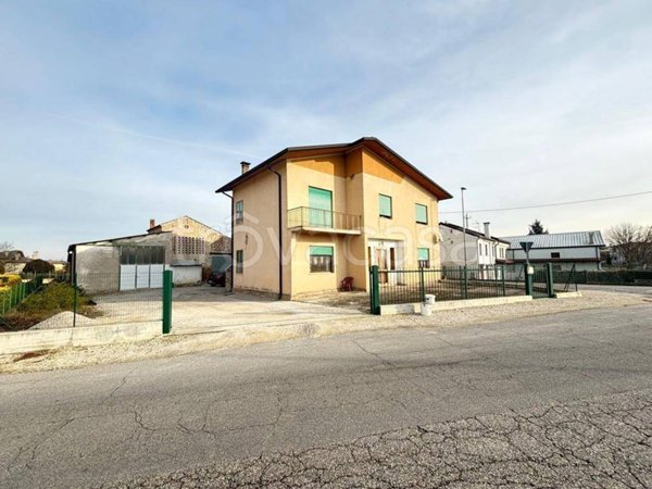 casa indipendente in vendita a Legnago