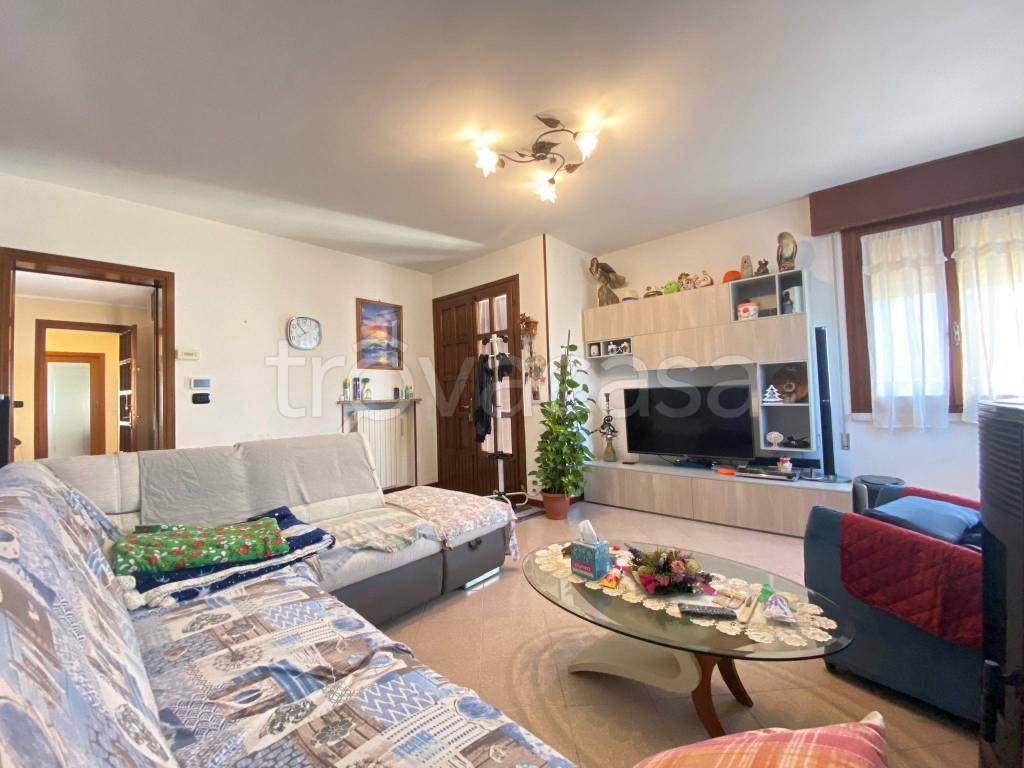 casa indipendente in vendita a Legnago in zona Vangadizza