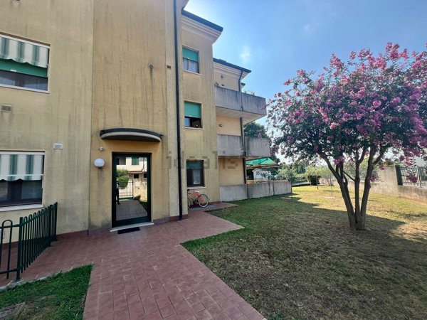 appartamento in vendita a Legnago in zona Terranegra