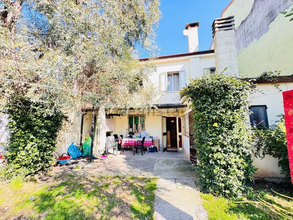 casa indipendente in vendita a Legnago