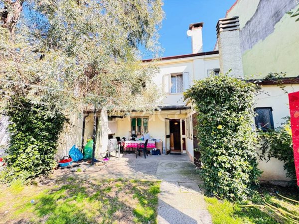 casa indipendente in vendita a Legnago