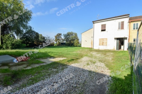 casa indipendente in vendita a Legnago in zona Terranegra