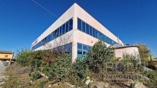capannone in vendita a Legnago