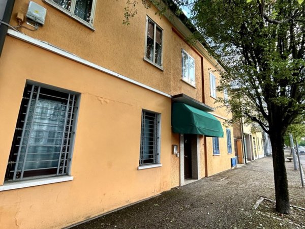 casa indipendente in vendita a Legnago in zona Porto