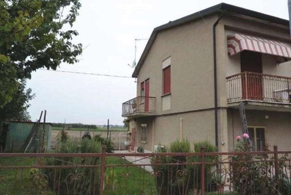 appartamento in vendita a Legnago in zona Vangadizza