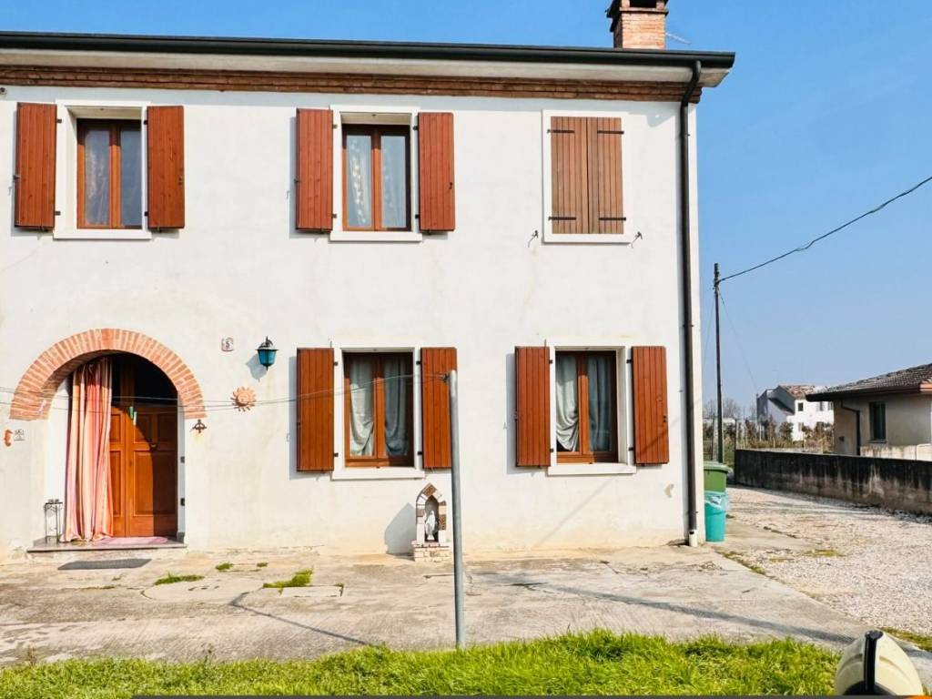 casa indipendente in vendita a Legnago