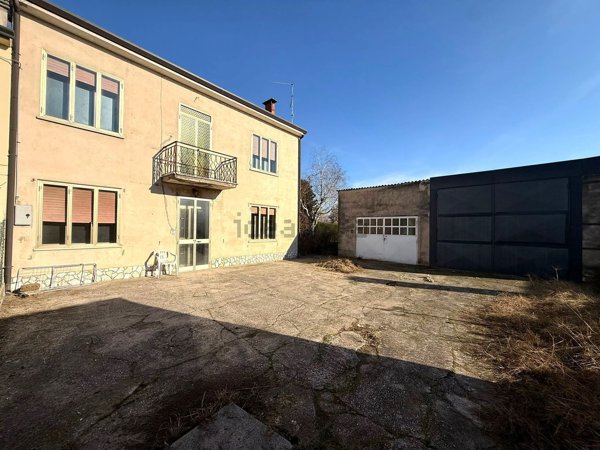 casa indipendente in vendita a Legnago in zona Vangadizza