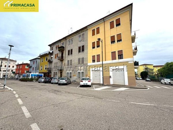 appartamento in vendita a Legnago in zona Porto