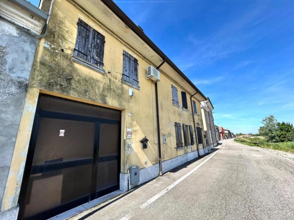 appartamento in vendita a Legnago in zona Porto