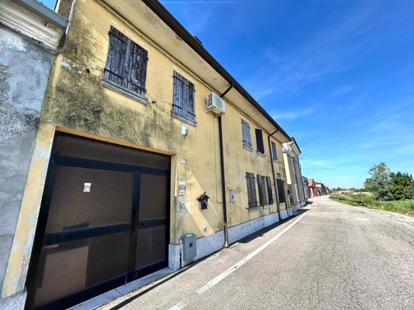 appartamento in vendita a Legnago in zona Porto