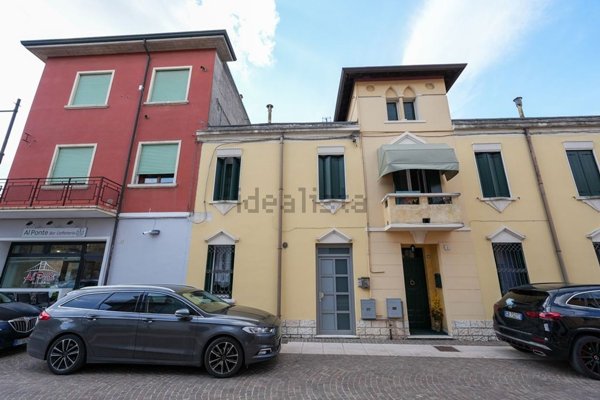 appartamento in vendita a Legnago in zona Porto