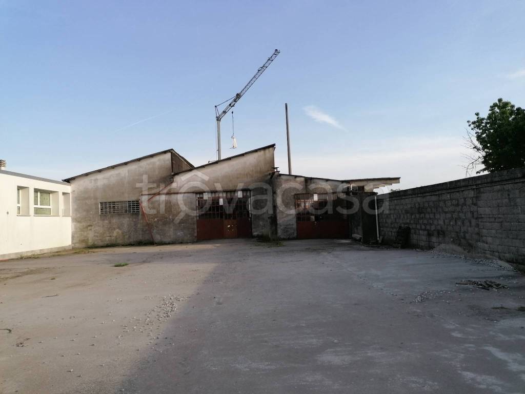 appartamento in vendita a Legnago in zona Vigo