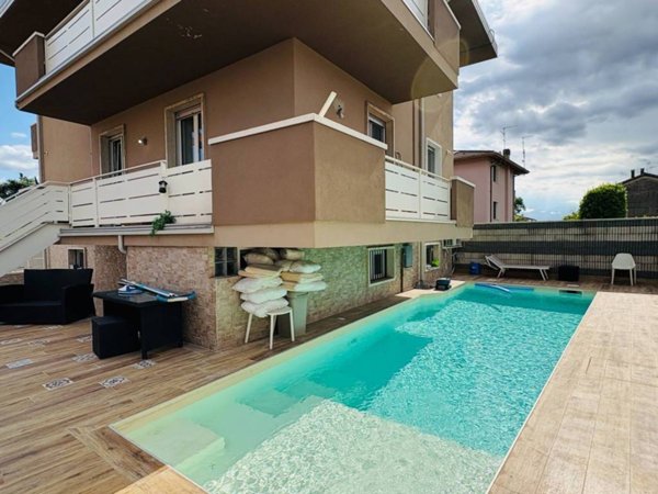 casa indipendente in vendita a Legnago in zona Terranegra