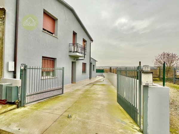 casa indipendente in vendita a Legnago in zona Vangadizza