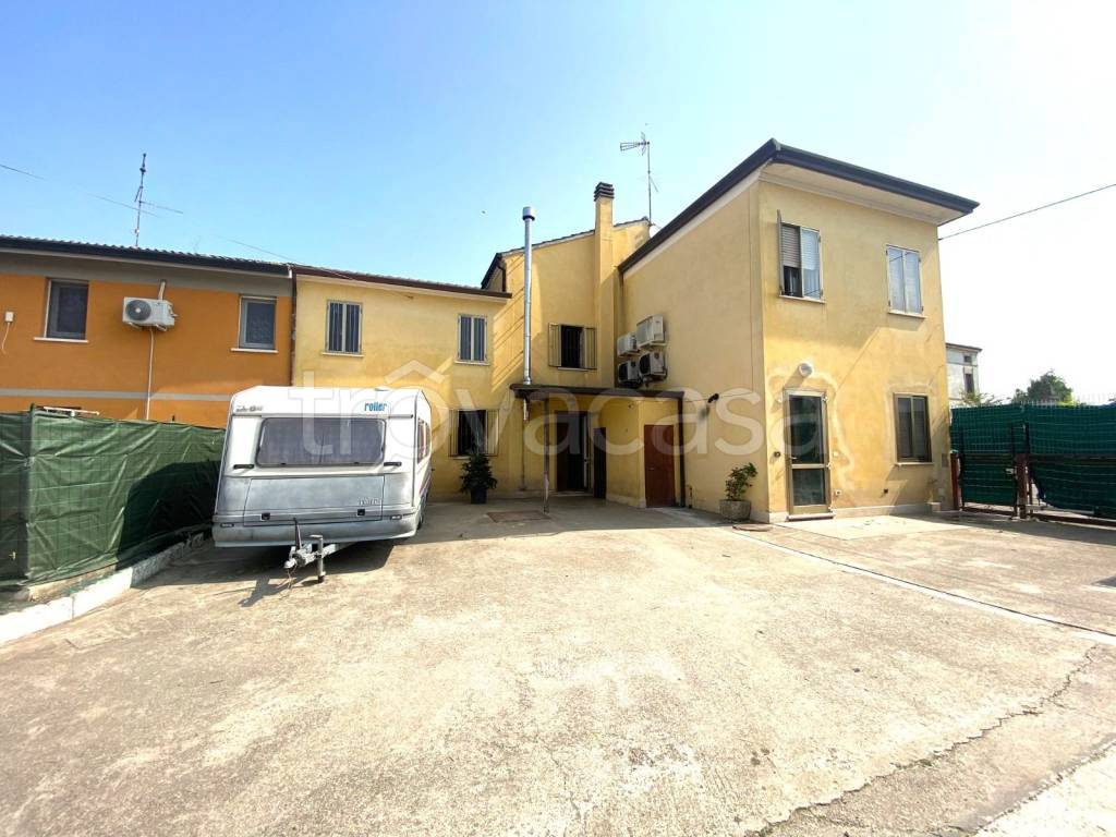 casa indipendente in vendita a Legnago