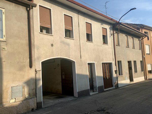 appartamento in vendita a Legnago in zona San Pietro