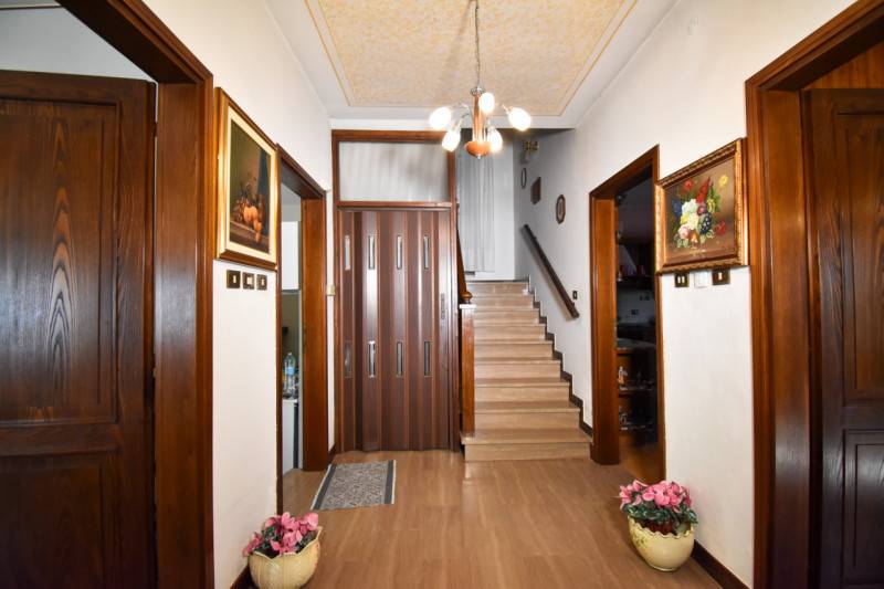 casa indipendente in vendita a Legnago in zona Porto